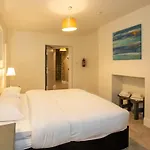 Ballsbridge 아파트