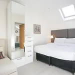 Ballsbridge 아파트