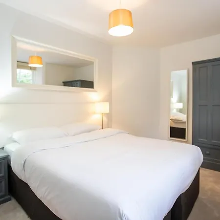 Ballsbridge Apartments *