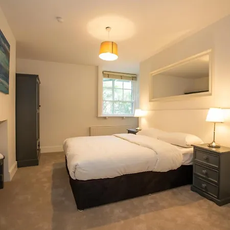 Ballsbridge Apartments *