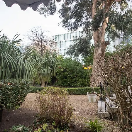 Ballsbridge Apartments *