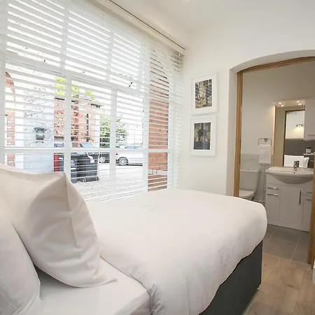 Ballsbridge Apartments * Dublin