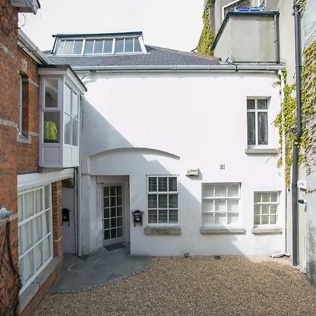 Ballsbridge Apartman *
