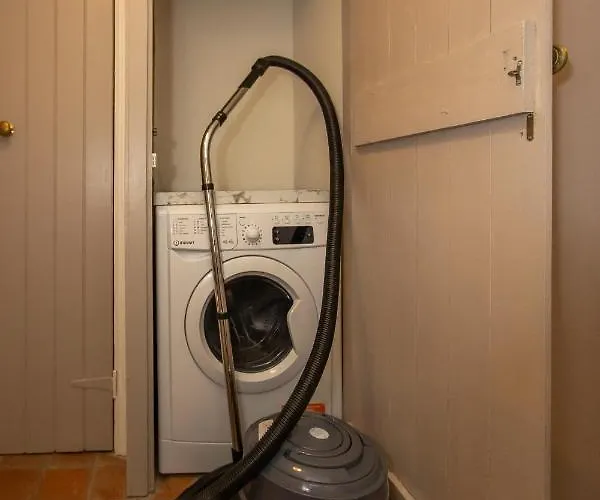 Ballsbridge Apartament *